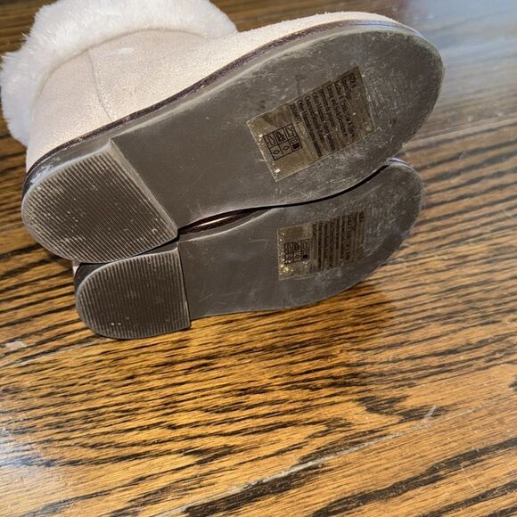 Janie & Jack Faux Fur Lined Suede Boots 6C - Picture 8 of 8